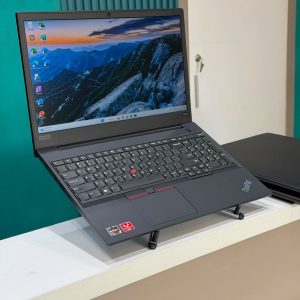 lenovo thinkpad e595 — amd ryzen 5 pro, Écran 15.6" full hd & clavier pro