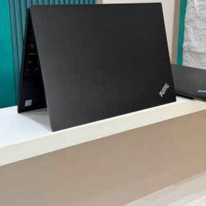 Lenovo ThinkPad E590 – Intel Core i5-8265U, 8 Go RAM, SSD 256 Go, 15,6" Full HD