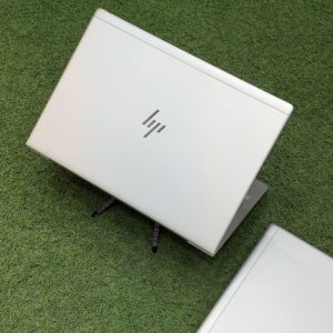 Capot aluminium argent du PC portable HP EliteBook 840 G6 à Dakar